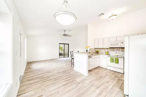 11130 Model Cir E, Boca Raton, FL 33428 photo 14