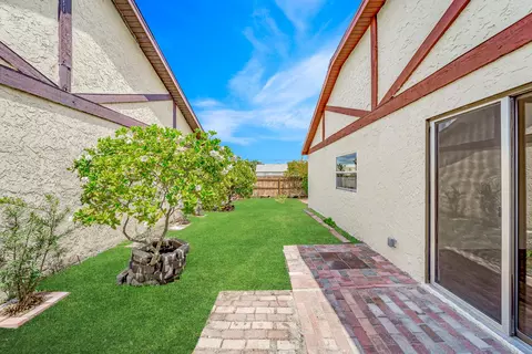 11130 Model Cir E, Boca Raton, FL 33428 photo 60