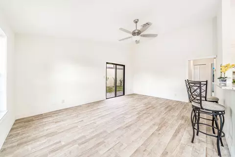 11130 Model Cir E, Boca Raton, FL 33428 photo 15