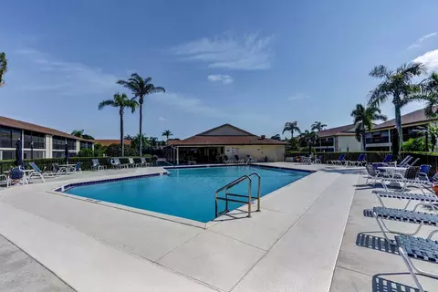 202 Pinecrest Cir #D, Jupiter, FL 33458 photo 28