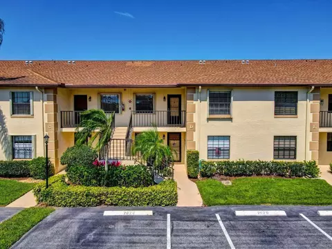 202 Pinecrest Cir #D, Jupiter, FL 33458 photo 1