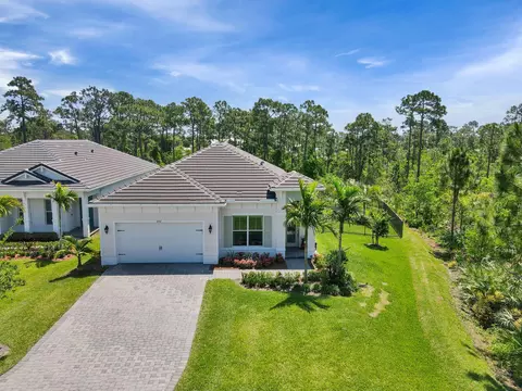 4572 SW Millbrook Ln, Stuart, FL 34997 photo 2