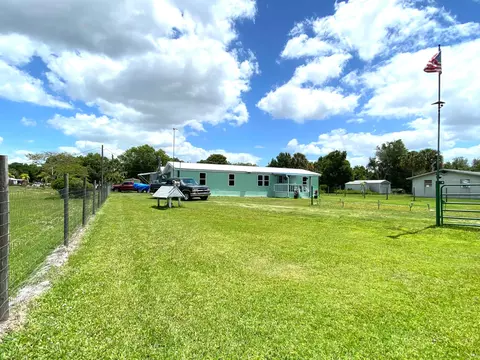 8145 SE 60th Dr, Okeechobee, FL 34974 photo 1