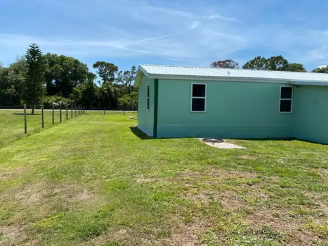 8145 SE 60th Dr, Okeechobee, FL 34974 photo 5