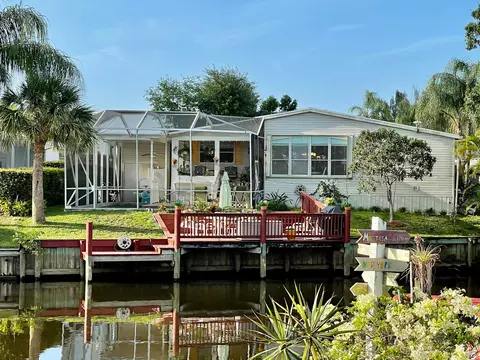 222 SE Paradise Pl, Stuart, FL 34997 photo 3