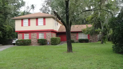 98 Vanderford Rd E, Orange Park, FL 32073 photo 1