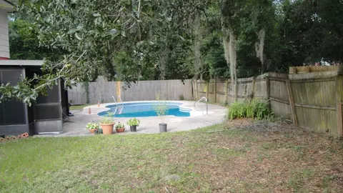 98 Vanderford Rd E, Orange Park, FL 32073 photo 9