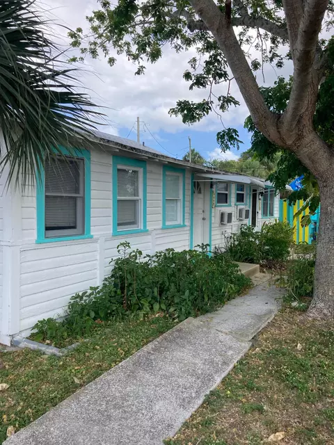 4649 SE May Ave, Stuart, FL 34997 photo 1