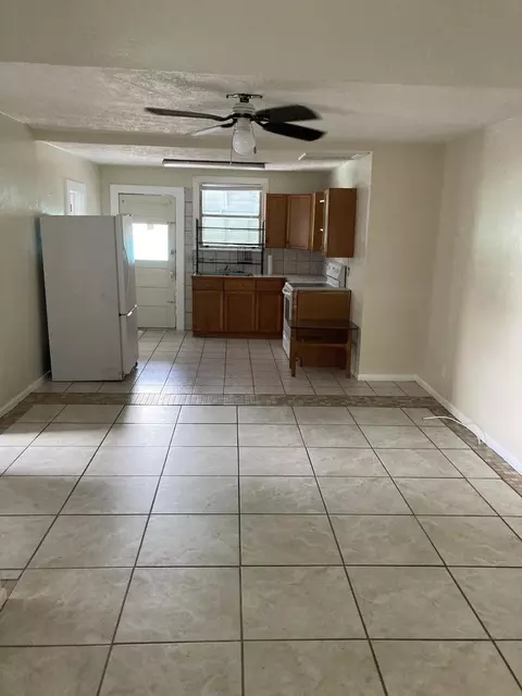 4649 SE May Ave, Stuart, FL 34997 photo 3