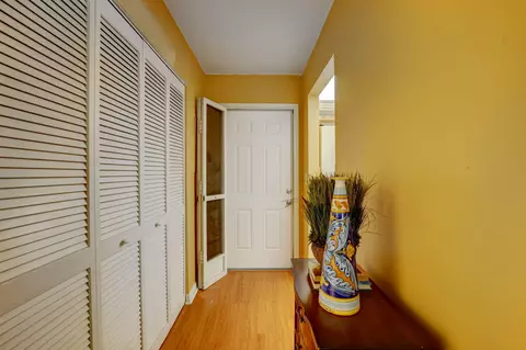 1230 SE Parkview Pl #D9, Stuart, FL 34994 photo 3