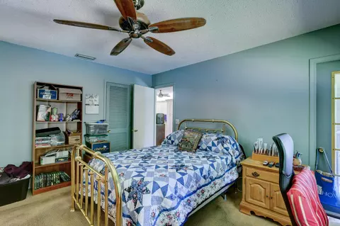 1230 SE Parkview Pl #D9, Stuart, FL 34994 photo 11