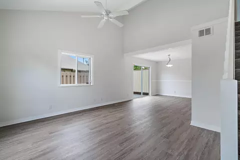 21 Maplecrest Cir, Jupiter, FL 33458 photo 2