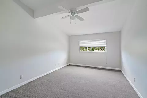 21 Maplecrest Cir, Jupiter, FL 33458 photo 12