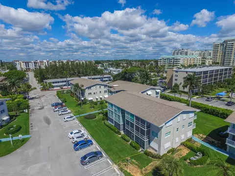 150 Horizons E #310, Boynton Beach, FL 33435 photo 3