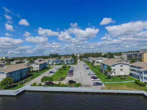 150 Horizons E #310, Boynton Beach, FL 33435 photo 24