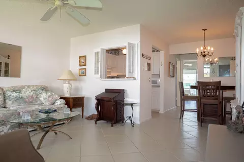 150 Horizons E #310, Boynton Beach, FL 33435 photo 4