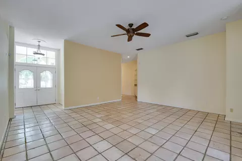 188 Hampton Cir, Jupiter, FL 33458 photo 11