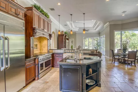 18806 SE Old Trail Dr E, Jupiter, FL 33478 photo 9