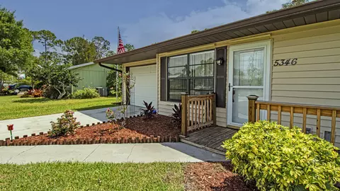 5346 SE Celestial Cir, Stuart, FL 34997 photo 4