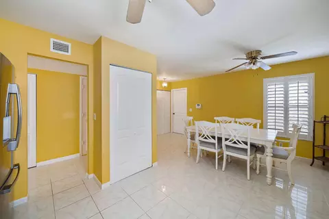 51 Maplecrest Cir, Jupiter, FL 33458 photo 4
