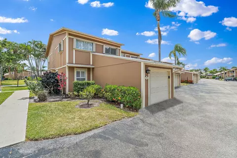 51 Maplecrest Cir, Jupiter, FL 33458 photo 1
