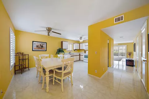 51 Maplecrest Cir, Jupiter, FL 33458 photo 3