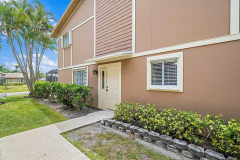 51 Maplecrest Cir, Jupiter, FL 33458 photo 30