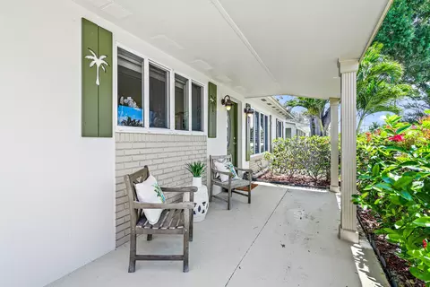 4171 Mark St, Jupiter, FL 33469 photo 2