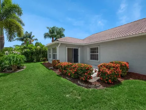 6352 SE Windsong Ln, Stuart, FL 34997 photo 3