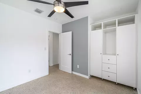 1084 W 65th St, Hialeah, FL 33012 photo 12