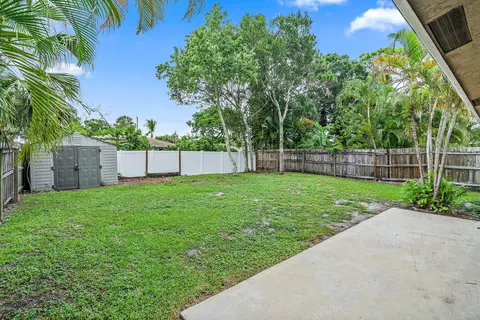 6737 1st St, Jupiter, FL 33458 photo 18