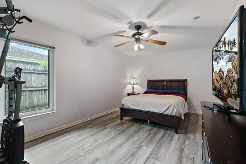 6737 1st St, Jupiter, FL 33458 photo 8