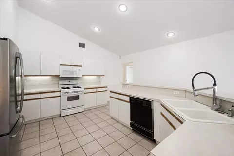 275 River Dr, Tequesta, FL 33469 photo 15
