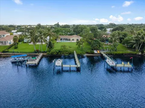 275 River Dr, Tequesta, FL 33469 photo 10
