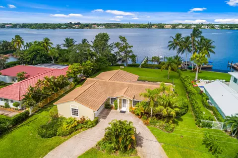 275 River Dr, Tequesta, FL 33469 photo 3