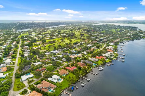 275 River Dr, Tequesta, FL 33469 photo 7