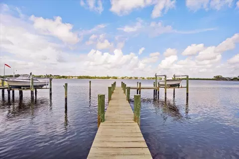 275 River Dr, Tequesta, FL 33469 photo 13