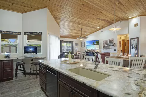 6744 SE Amyris Ct, Stuart, FL 34997 photo 7