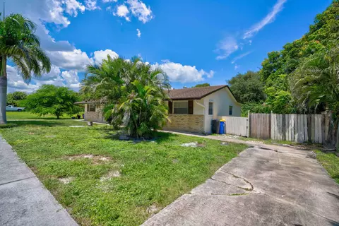 3059 SE Amherst St, Stuart, FL 34997 photo 3