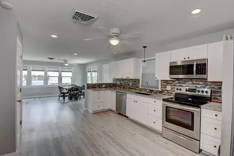 251 SE Paradise Pl, Stuart, FL 34997 photo 13