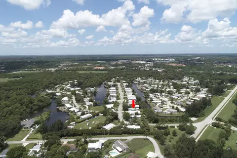 251 SE Paradise Pl, Stuart, FL 34997 photo 3