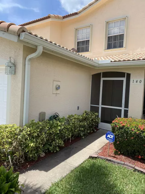 140 Fox Meadow Run, Jupiter, FL 33458 photo 2