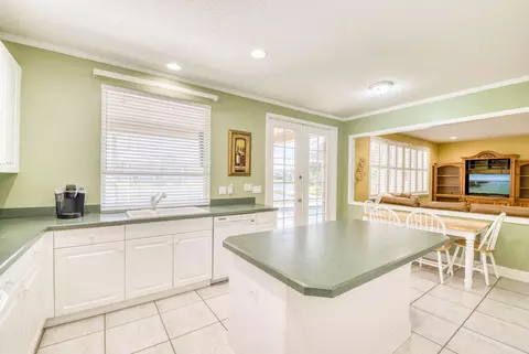 274 Feather Pt S, Jupiter, FL 33458 photo 10