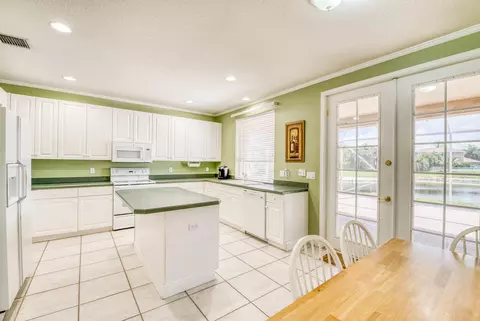 274 Feather Pt S, Jupiter, FL 33458 photo 6