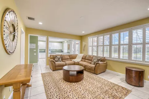 274 Feather Pt S, Jupiter, FL 33458 photo 4