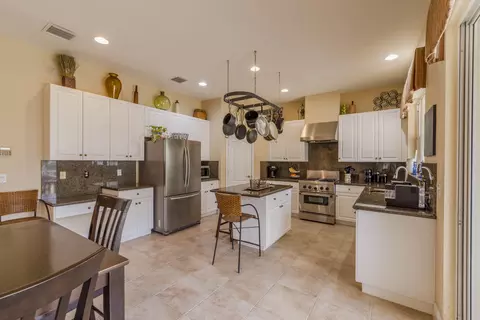 472 Oriole Pt, Jupiter, FL 33458 photo 8