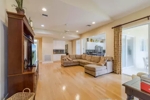 472 Oriole Pt, Jupiter, FL 33458 photo 4