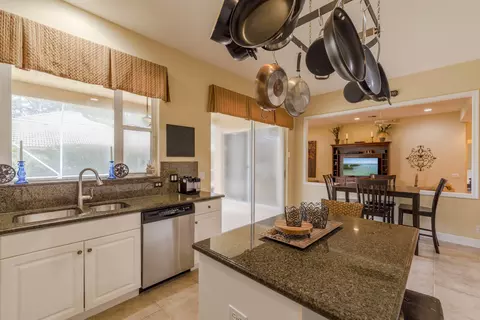 472 Oriole Pt, Jupiter, FL 33458 photo 10