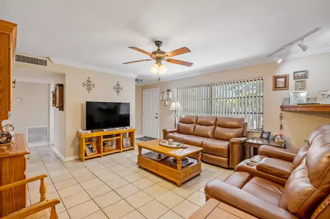 816 Northview Dr #A, Jupiter, FL 33458 photo 8