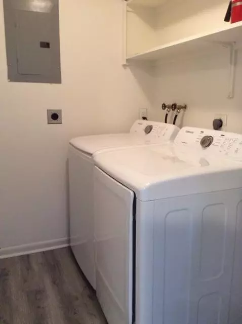 909-911 Seneca St, Jupiter, FL 33458 photo 28